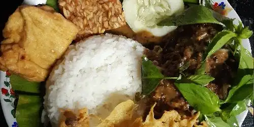 Pecel Abrori Wicaksono Glintung, Blimbing