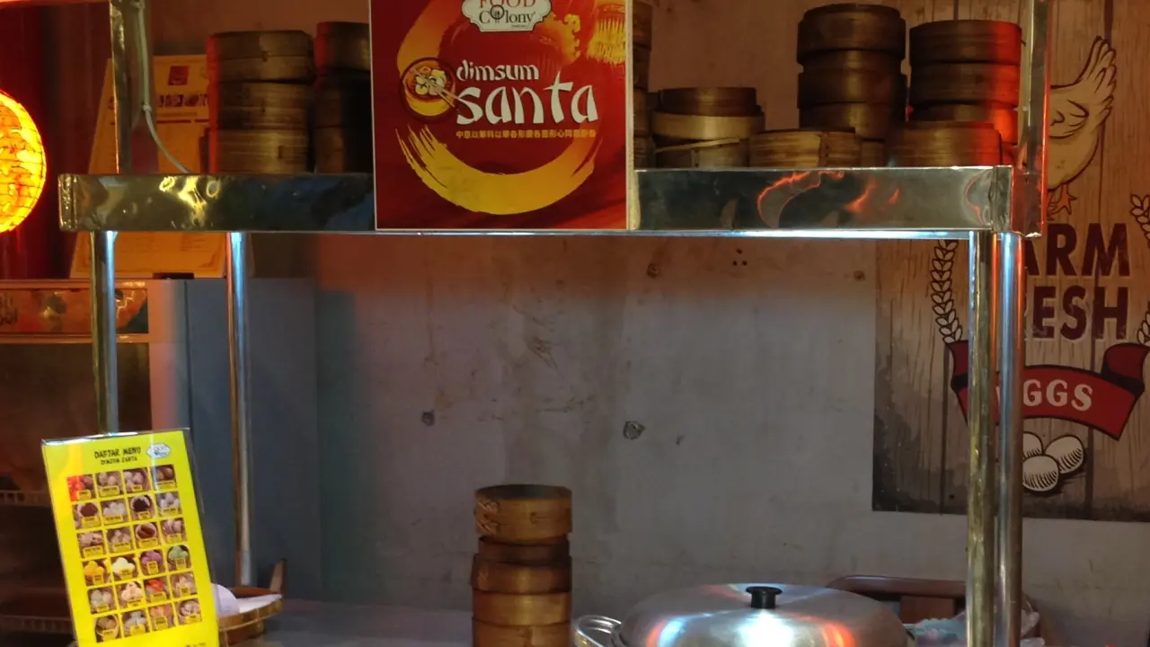 Dimsum Santa