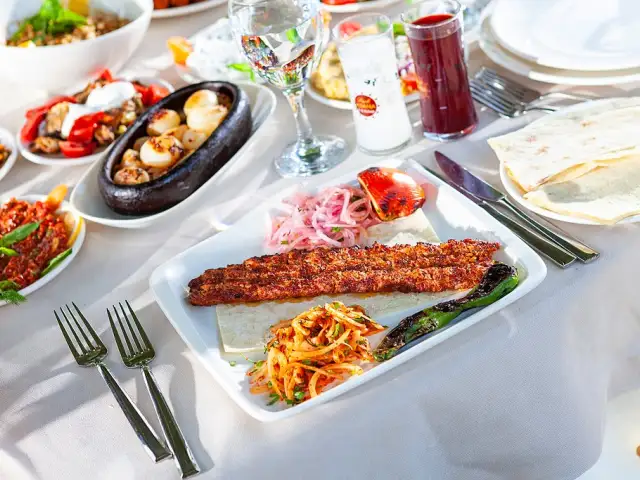 Park Adana Et & Kebap'nin yemek ve ambiyans fotoğrafları 2