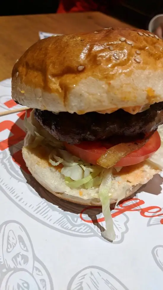 Mono Burger'nin yemek ve ambiyans fotoğrafları 4