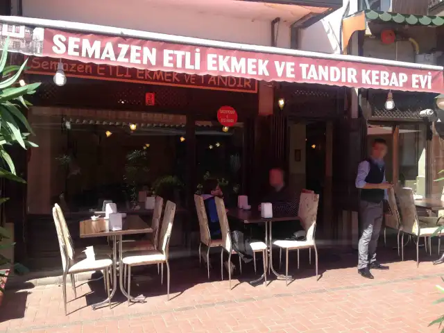 Semazen Etli Ekmek Ve Tandır Kebap Evi'nin yemek ve ambiyans fotoğrafları 1