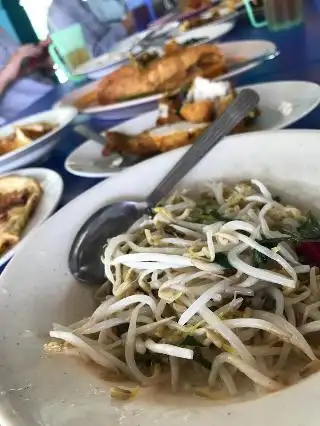 Gambang Plus Food Photo 1