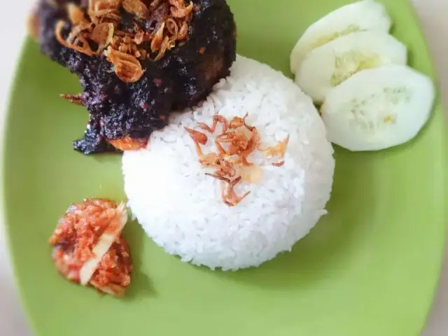 Gambar Makanan Nasi Bebek Sakera 9