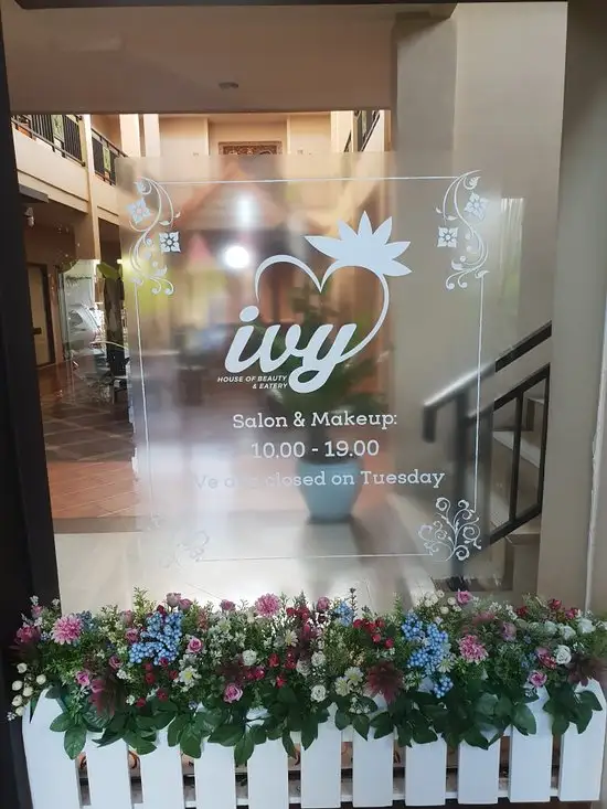 Gambar Makanan Ivy Eatery 5