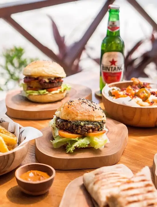 Gambar Makanan Daeng Burger Umalas Bali 2