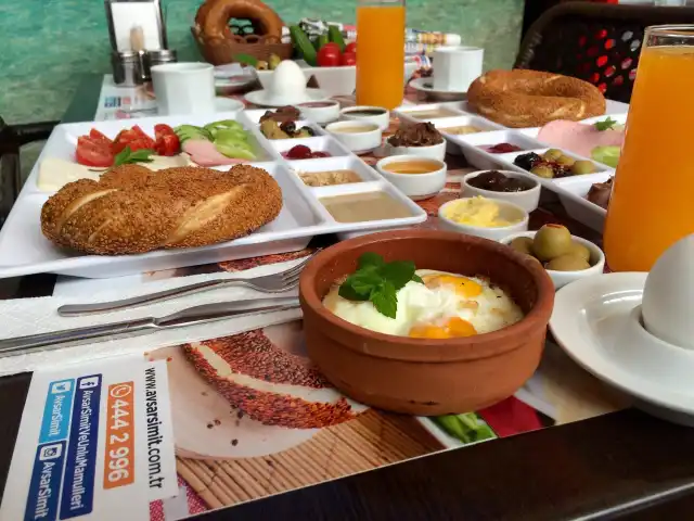 Avşar Simit Ve Unlu Mamulleri'nin yemek ve ambiyans fotoğrafları 2