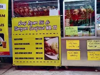 Tapak Medan Selera Sementara BBST Food Photo 1