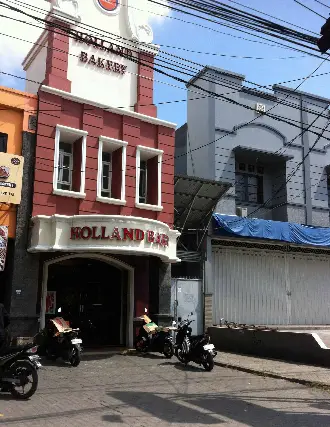 Holland Bakery