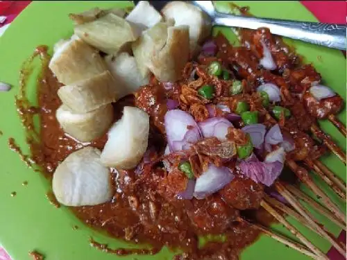 Sate Ayam Lontong Madura