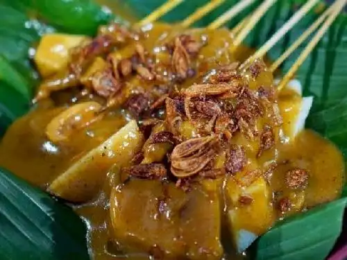 Sate Padang Mananti Keluarga, Serpong