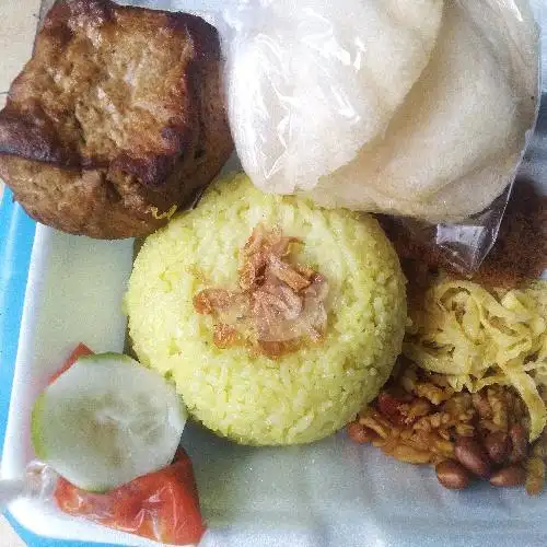 Gambar Makanan Nasi Kuning / Kedai Bu Yuni, Jatimulyo 17