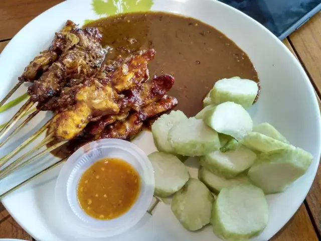 Gambar Makanan Sate Ayam & Kambing Megaria 16