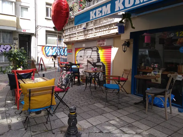 Kem Küm Cafe'nin yemek ve ambiyans fotoğrafları 3