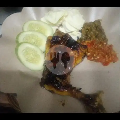 Gambar Makanan Ayam Penyet Bang Oi, Rusun Kebon Kacang 1