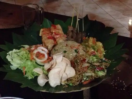 Gambar Makanan Warung Ketut 9