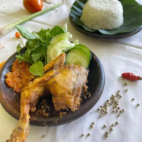 Gambar Makanan Ayam Goreng Srikandi, Tukad Barito 2