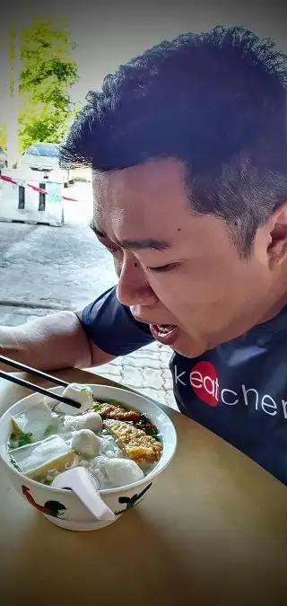 Ah Nui Restaurant Fish Maw Noodle