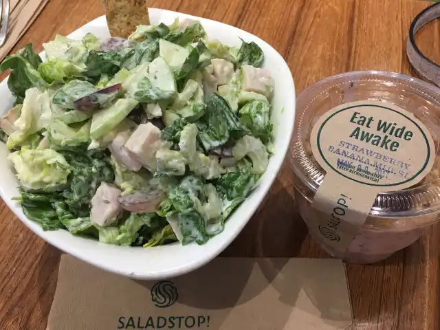 SaladStop! Food Photo 11