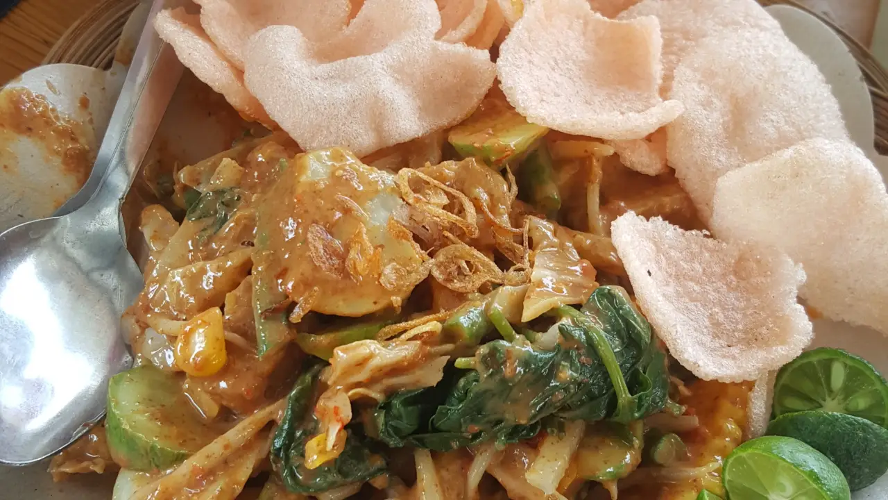 Gado Gado Benteng