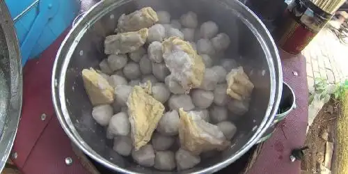 Koky Dimsum / Bakso Tusuk Bambang, Gg Batako