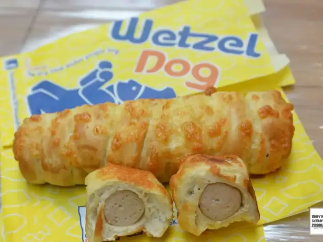 Wetzel's Pretzels Food Photo 7