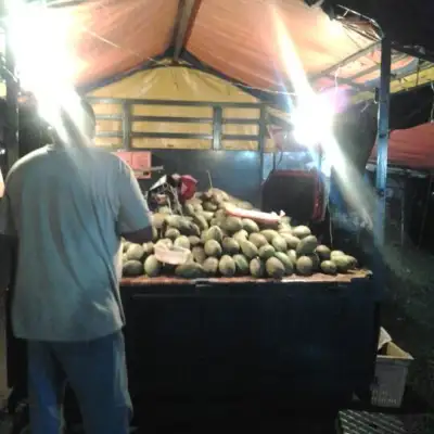 Pasar Malam Taman Kempas