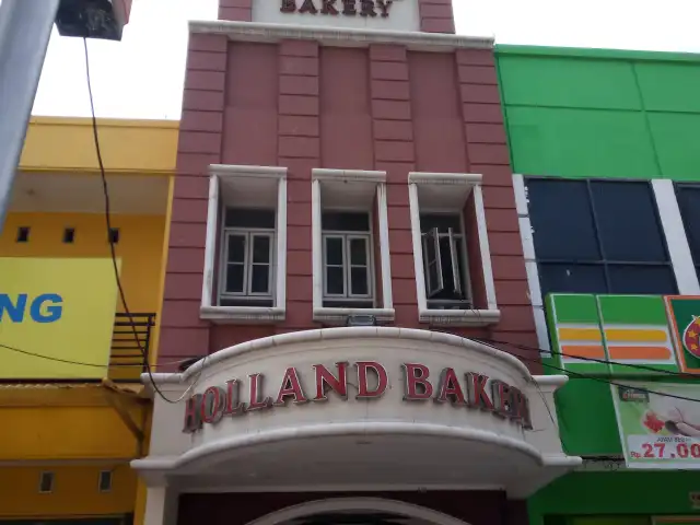 Gambar Makanan Holland Bakery 16