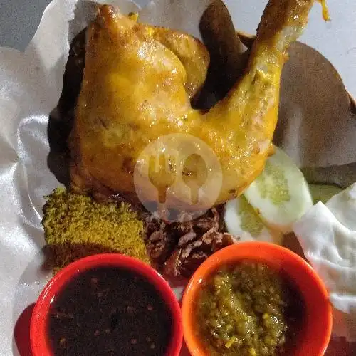 Gambar Makanan NASI BEBEK MADURA  DAN AYAM GORENG CAK RAHMAD   13