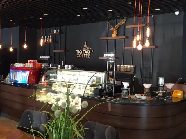 Tiq Taq Coffee'nin yemek ve ambiyans fotoğrafları 1