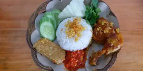 Ayam Bakar Gemes, Sukabumi Utara