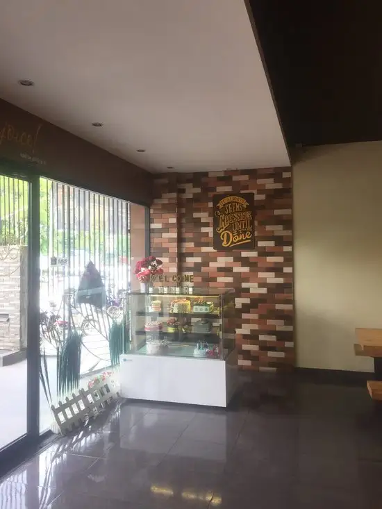 Gambar Makanan Kez's Bakery and Restaurant 10