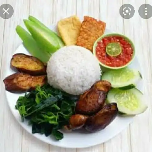 Gambar Makanan Warung Setia Kawan Jl.Batursari No 22 Sanur 9