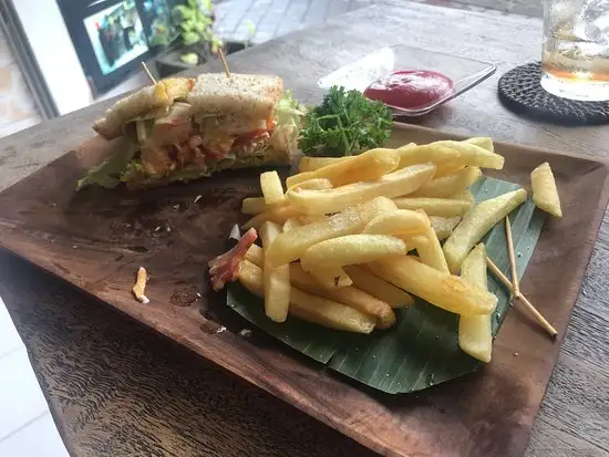 Gambar Makanan Warung Ayam Betutu Gianyar 4