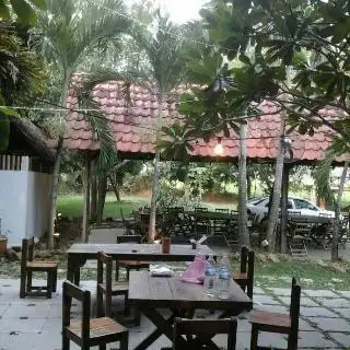 Tropica Garden Huma Cafe