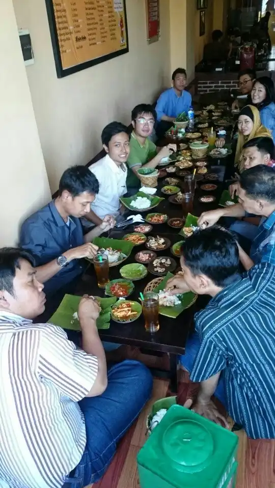 Gambar Makanan Waroeng Spesial Sambal Mulyorejo 1