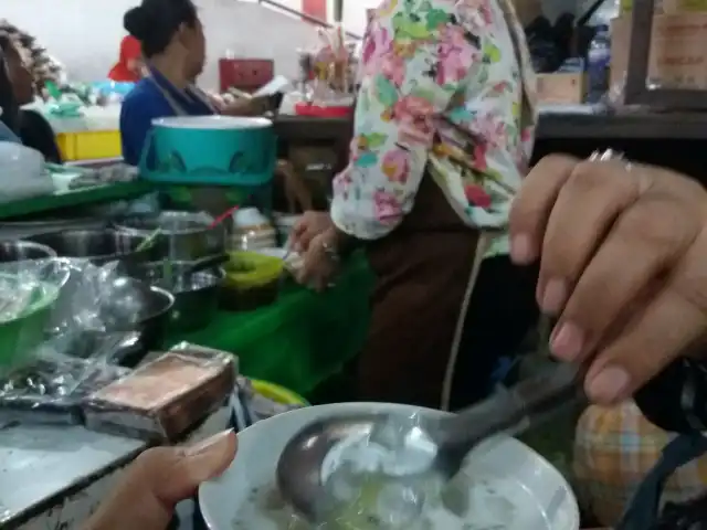 Gambar Makanan Dawet Bu Dermi Pasar Gede Solo 14