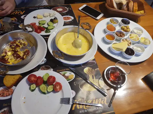 Kuzina Restaurant'nin yemek ve ambiyans fotoğrafları 3