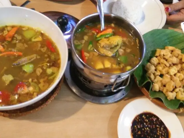 Gambar Makanan Garang Asem Dengkul 2