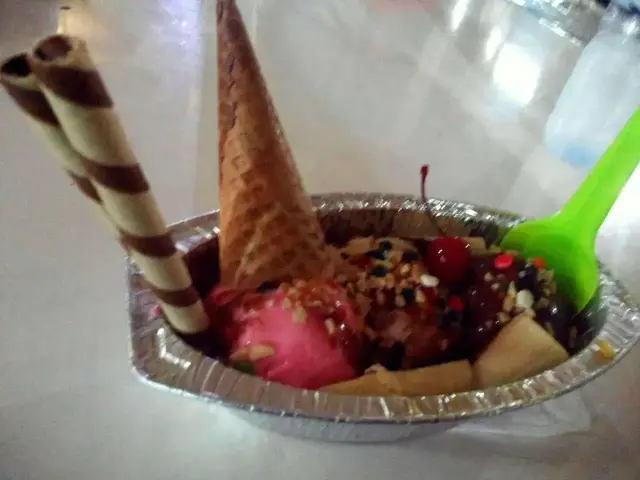 Gambar Makanan Gondola Ice Cream 3