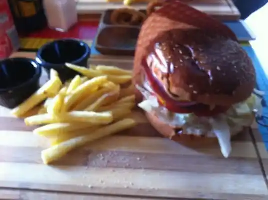 Retro Burger'nin yemek ve ambiyans fotoğrafları 2