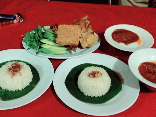 Gambar Makanan Nasi Uduk Kebon Kacang 10