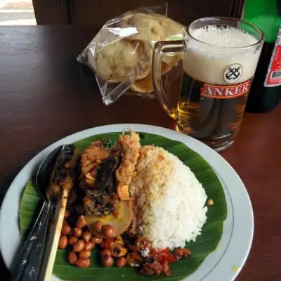 Warung Kedewatan