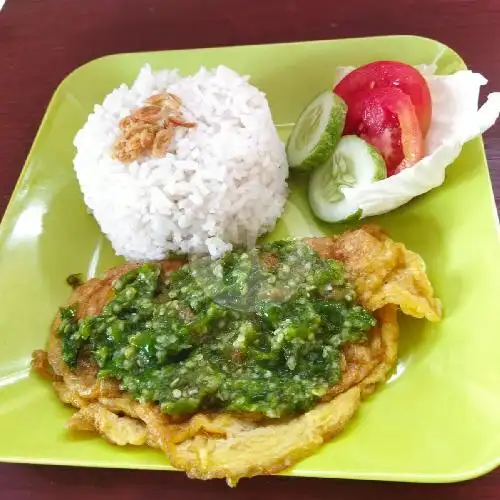 Gambar Makanan Ayam Penyet Sambel Ijo Den Sinyoh, Sukajadi 5