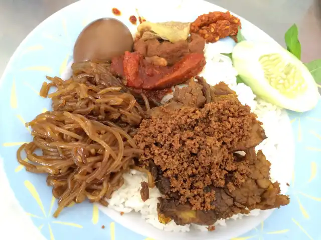 Gambar Makanan Nasi Campur Tambak Bayan 5