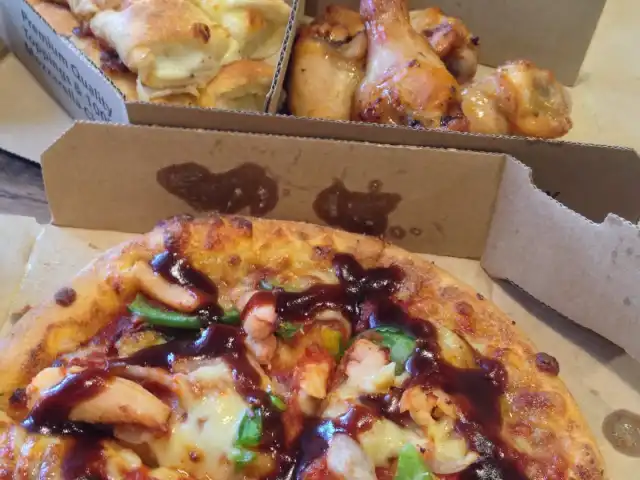 Domino's Pizza Food Photo 16