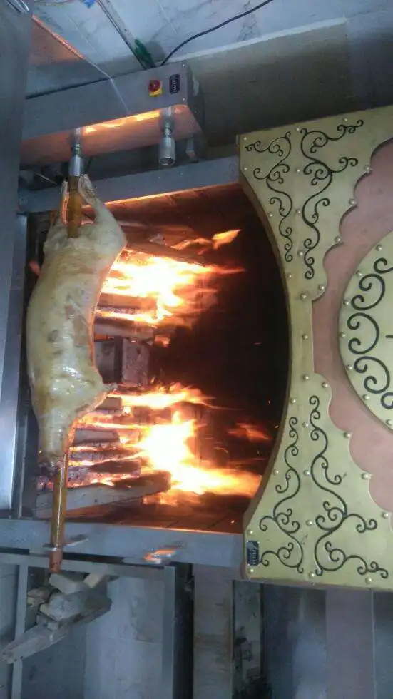 Kuzu Çevirme Sırık Kebabı'nin yemek ve ambiyans fotoğrafları 17