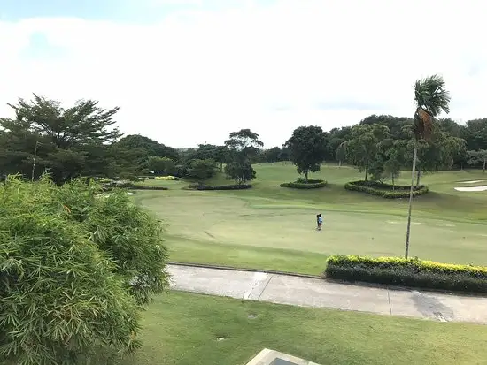 Golfer’s Terrace