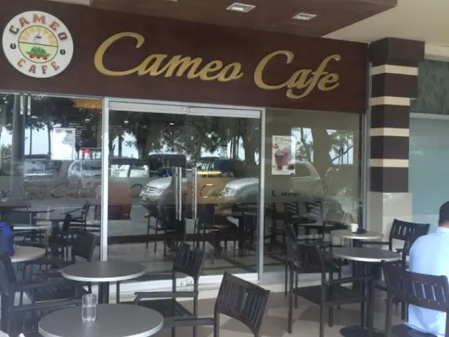 Cameo Cafe