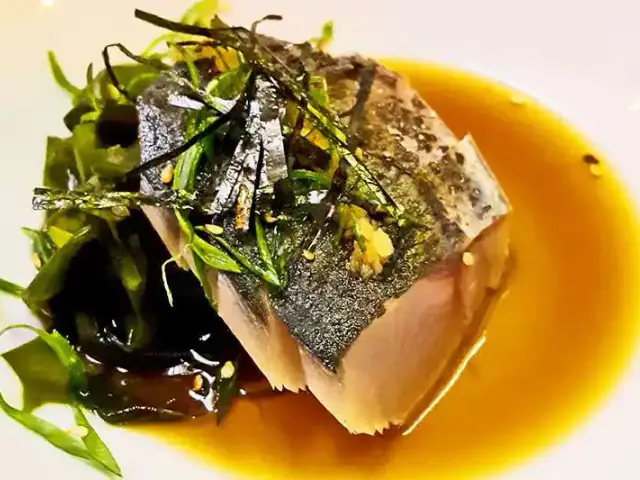 İnari Omakase Japanese Restaurant'nin yemek ve ambiyans fotoğrafları 70