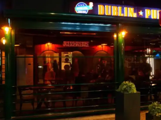 Dublin's Pub'nin yemek ve ambiyans fotoğrafları 1